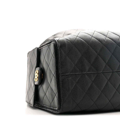 Quilted caviar leather large handbag with gold-tone chain clasp, black