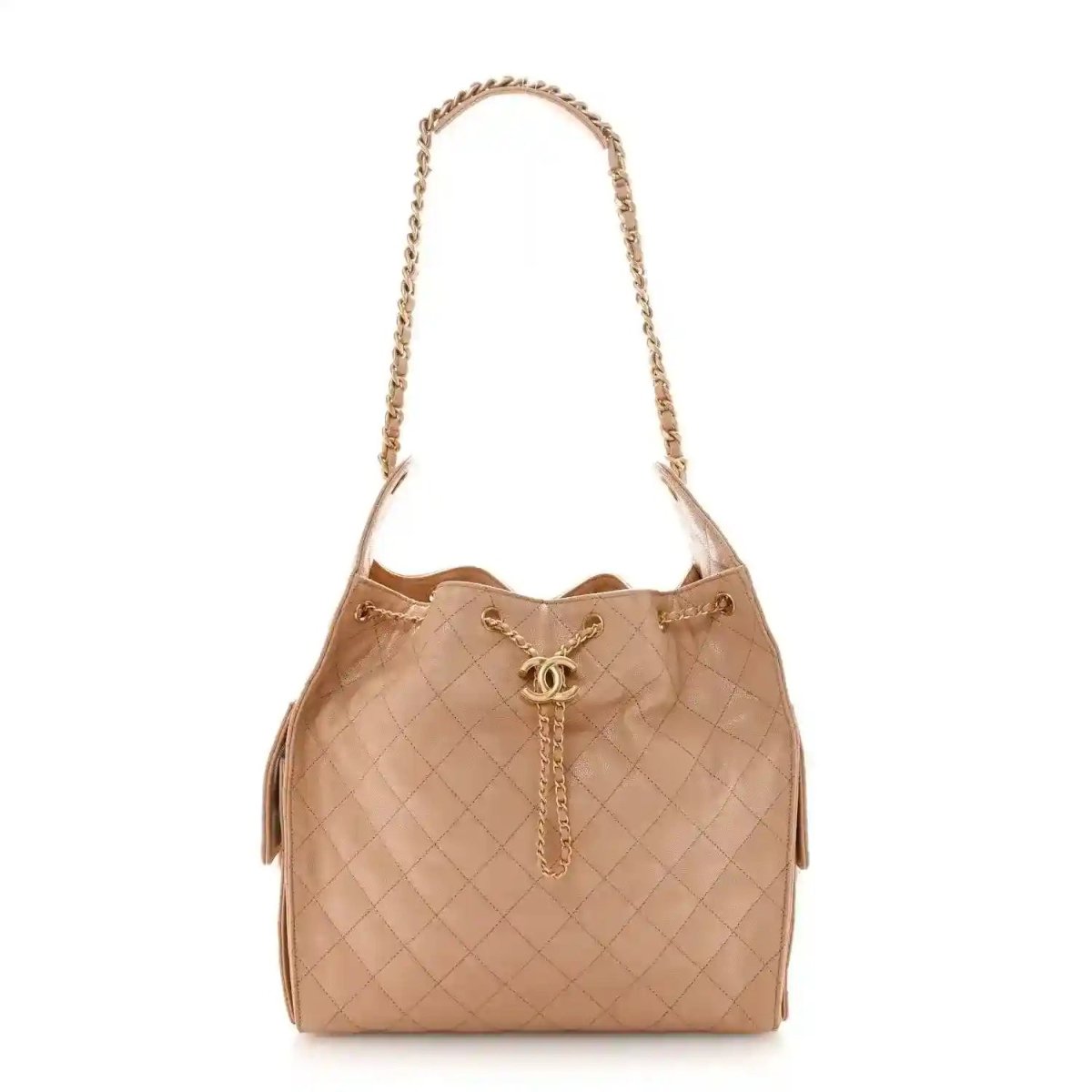 Beige quilted handbag with short top handles and gold chain drawcord detail