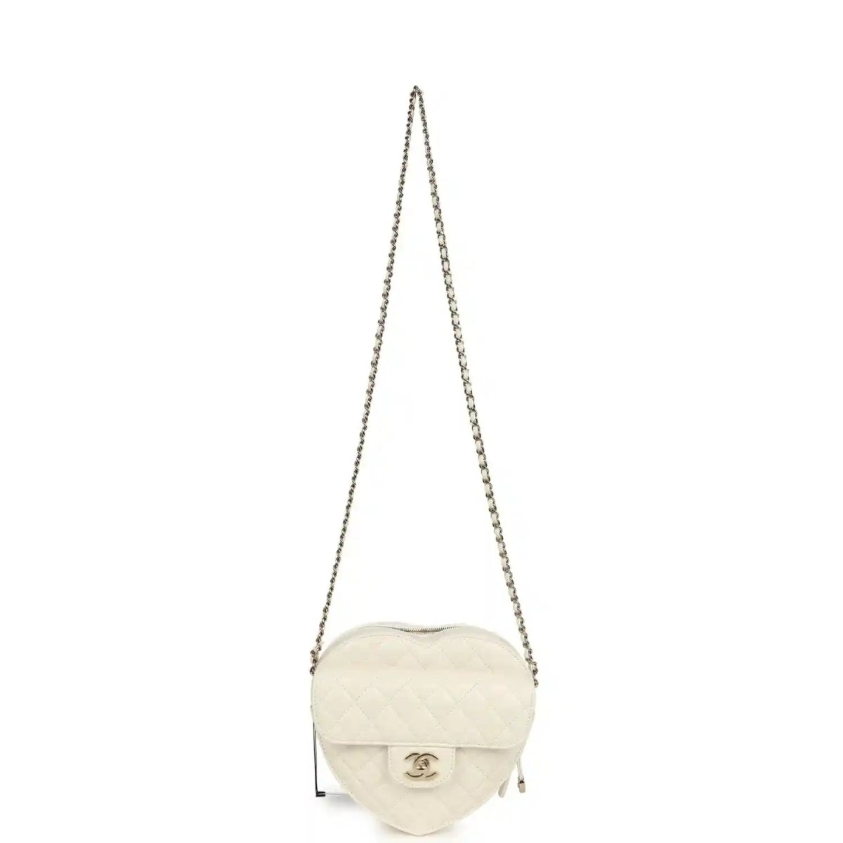 White quilted heart-shaped Chanel shoulder bag with chain strap and flap, gold hardware