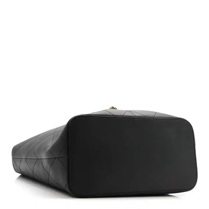 Chanel quilted calfskin tote bag, black, structured shape with stitched corners