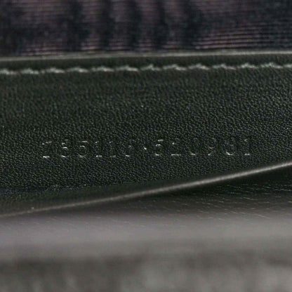 Leather lining with Gucci logo emboss and visible stitching detail