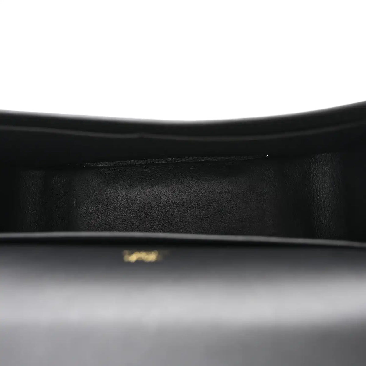 HERMES black leather crossbody bag interior edge with smooth lining