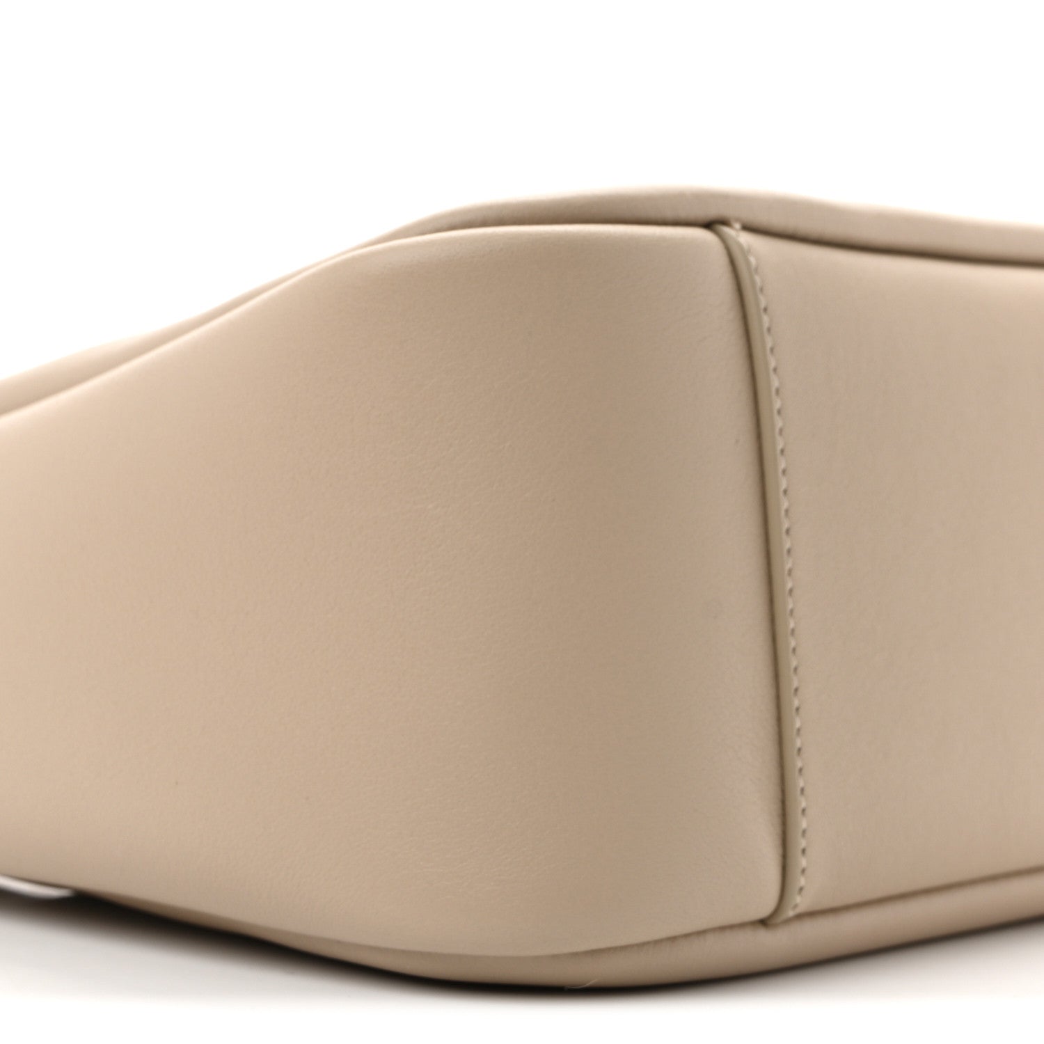 Small hobo bag, sea-salt beige, curved side panel and contrast stitching