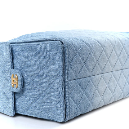 25 Washed Denim Shoulder Bag