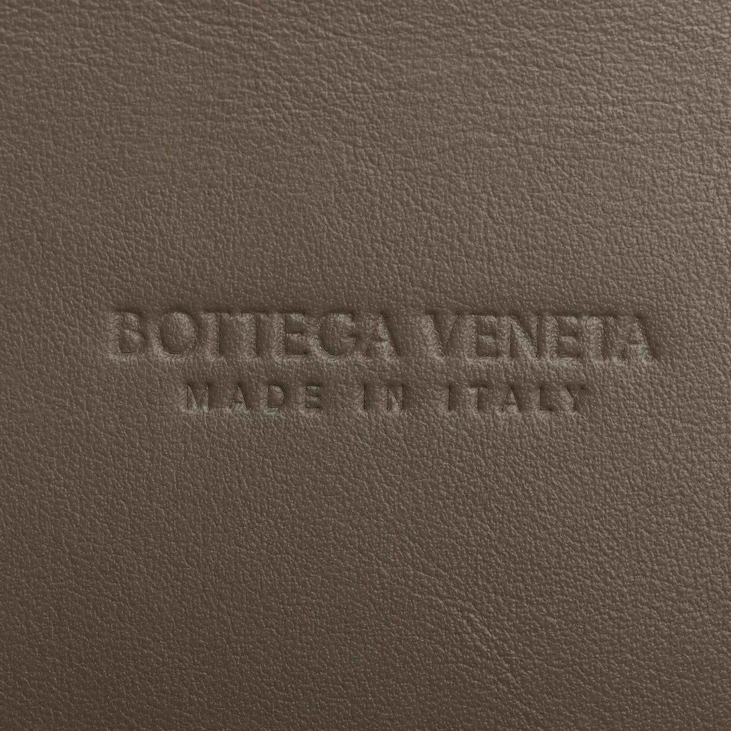 Bottega Veneta suede leather logo embossing on tote bag, limestone