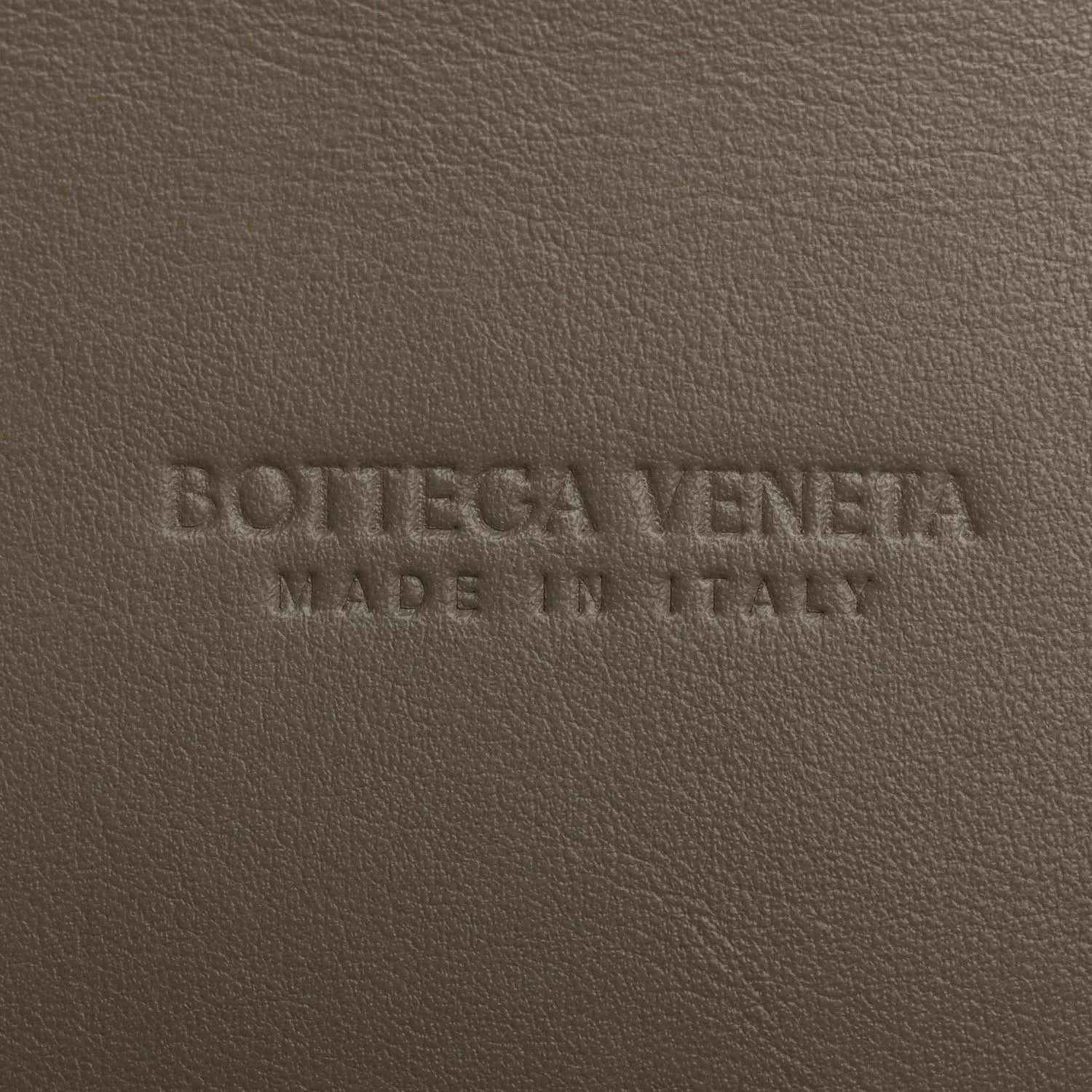 Bottega Veneta suede leather logo embossing on tote bag, limestone