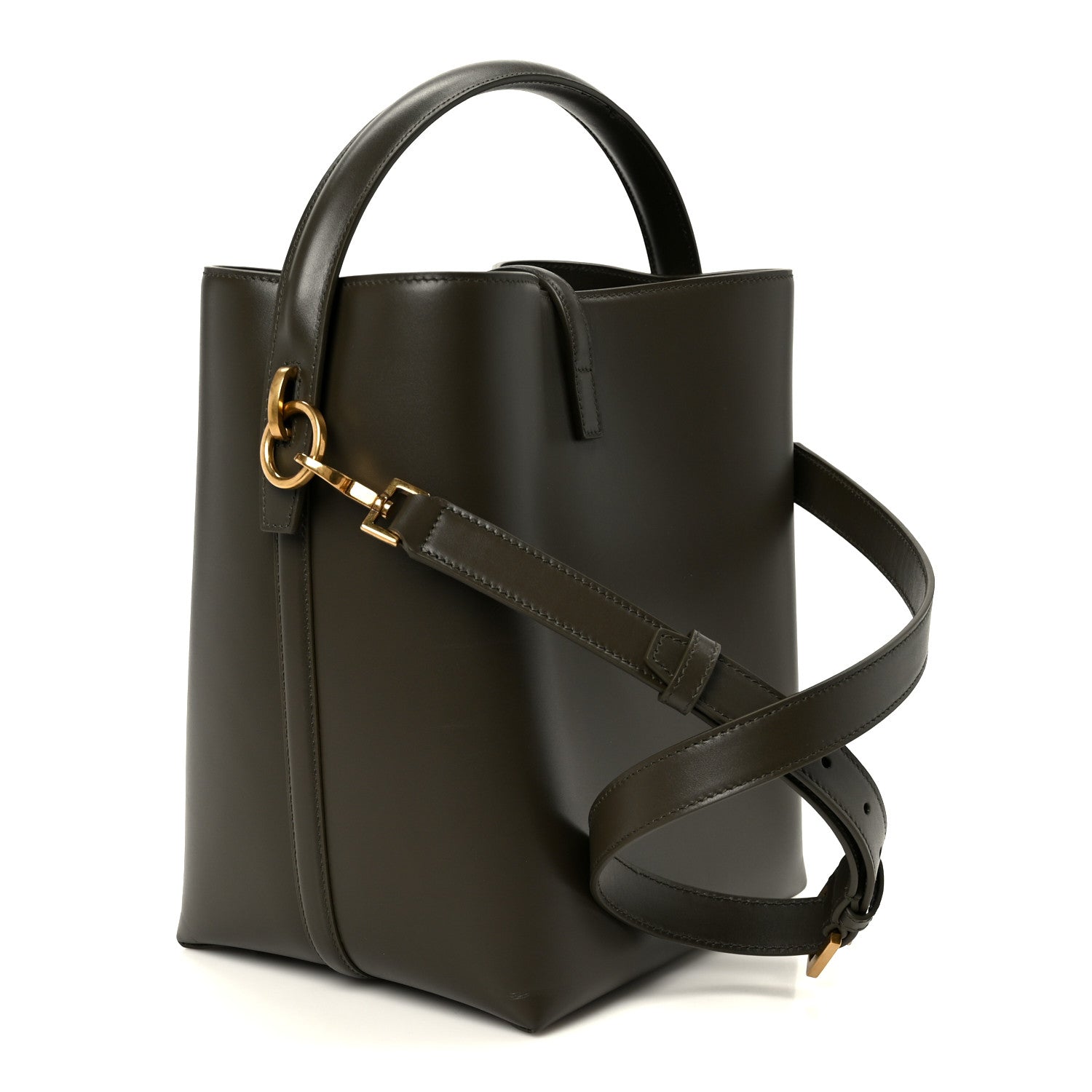 Shiny bucket bag with shoulder strap and gold clasp ring hardware, dark leather.