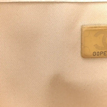 Beige lining detail with GOPE label patch