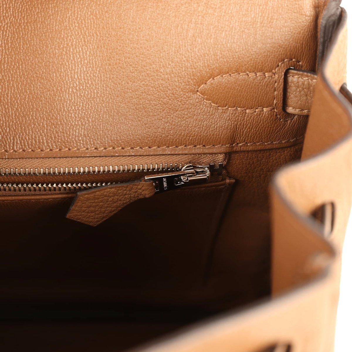 Hermes Birkin 25 handbag interior pocket with zipper, dark tan leather lining
