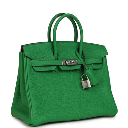 Hermes Birkin 25 green leather handbag with front clasp lock and top handles