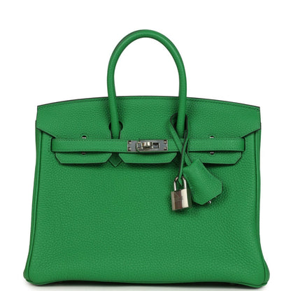 Hermes Birkin 25 green leather handbag with top handle and front clasp lock