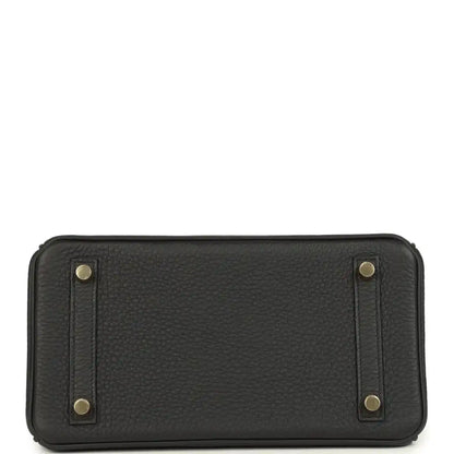 Black leather Birkin 25 handbag bottom with four metal feet and rounded corners