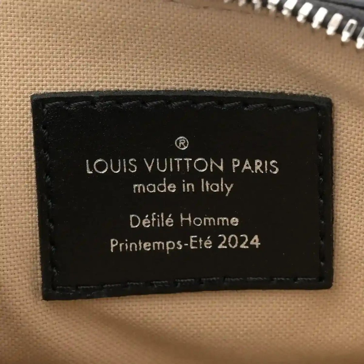 Louis Vuitton interior label: Louis Vuitton Paris, made in Italy, Défilé Homme Spring-Summer 2024
