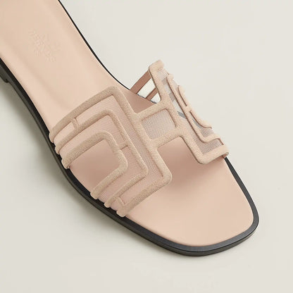 Hermès Oran sandal in beige leather with geometric H strap