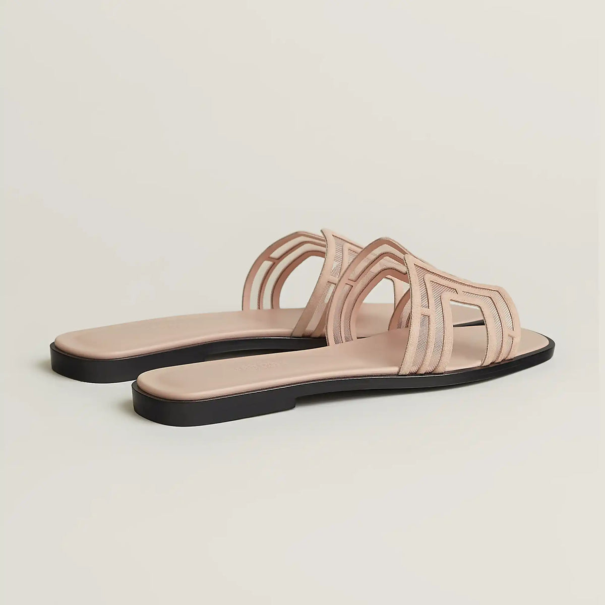 Hermès Oran leather sandals in beige nude