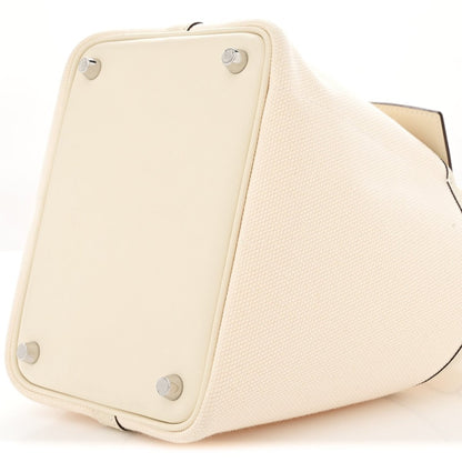 Nata tote bag corner and side panel with metal feet and stitched edge